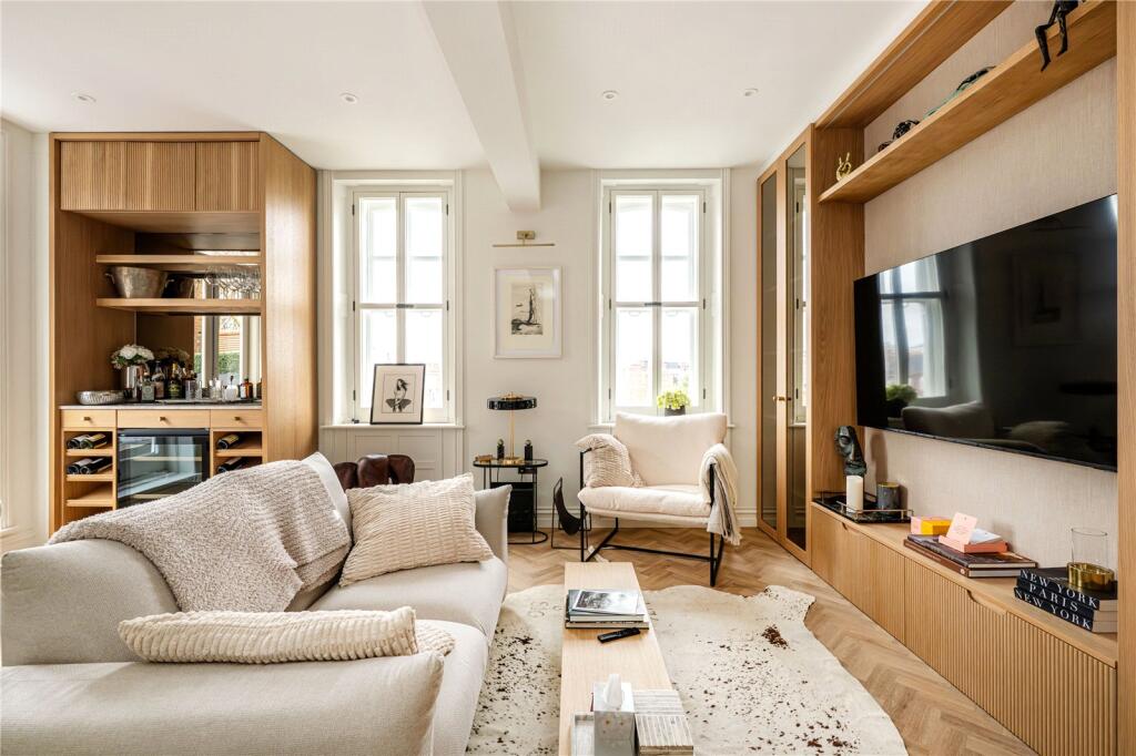 Main image of property: Chelsea Embankment, Chelsea, London, SW3