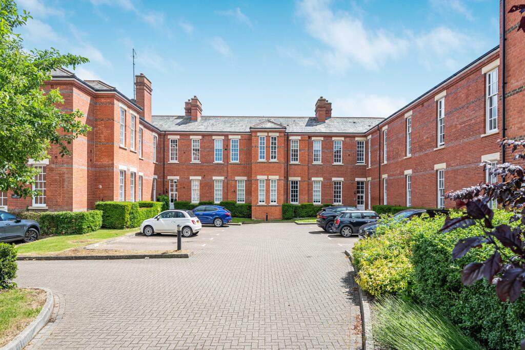 Main image of property: Beningfield Drive, St. Albans, AL2