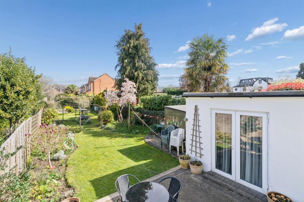 House in Slough - View 5