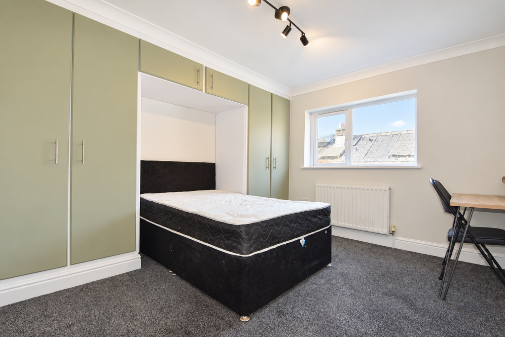 House in Cardiff - View 4