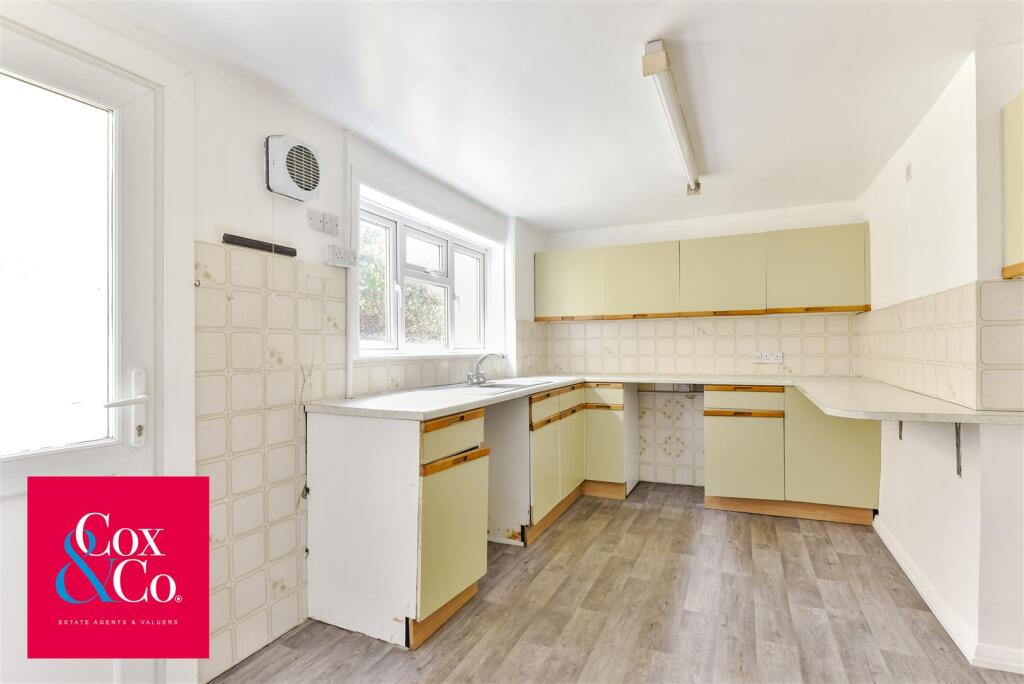 House in Hove, Hangleton - View 4