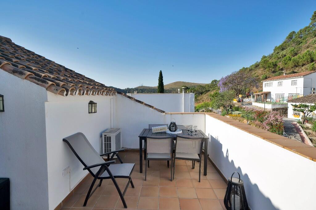 Main image of property: BenahavÃs, Málaga, Andalusia