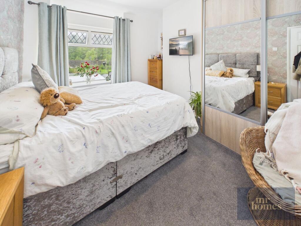 House in Crosskeys, Caerphilly - View 3