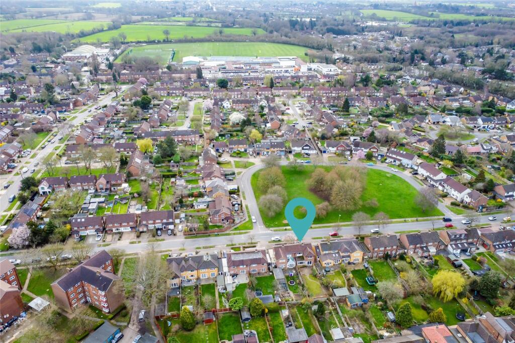 Additional image 20 of St. Vincent Drive, St. Albans, Hertfordshire, AL1