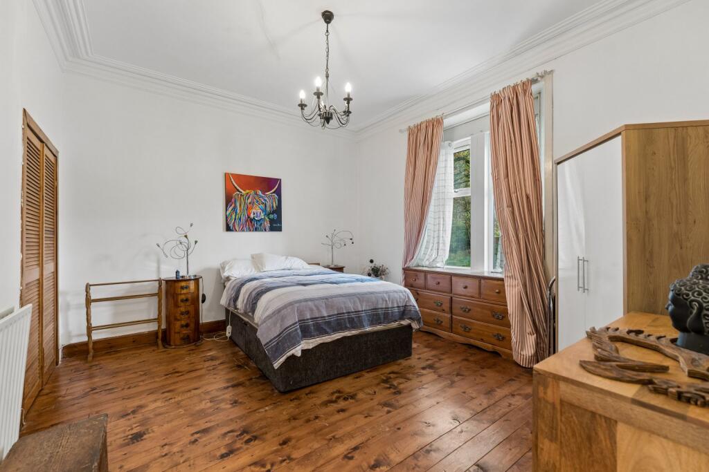 Apartment in Glasgow, Scotstounhill, Scotstoun - More
