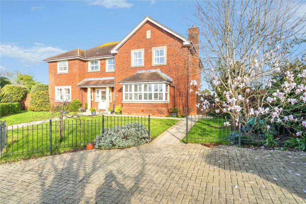 Main image of property: Spinnaker Grange, Hayling Island, Hampshire, PO11