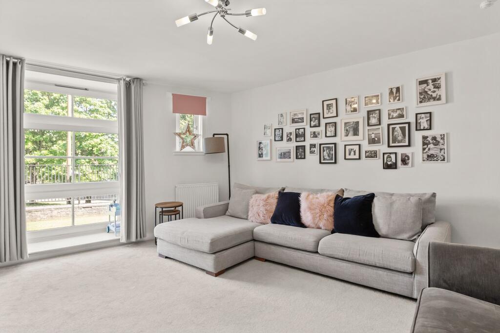 Apartment in Edinburgh - View 4