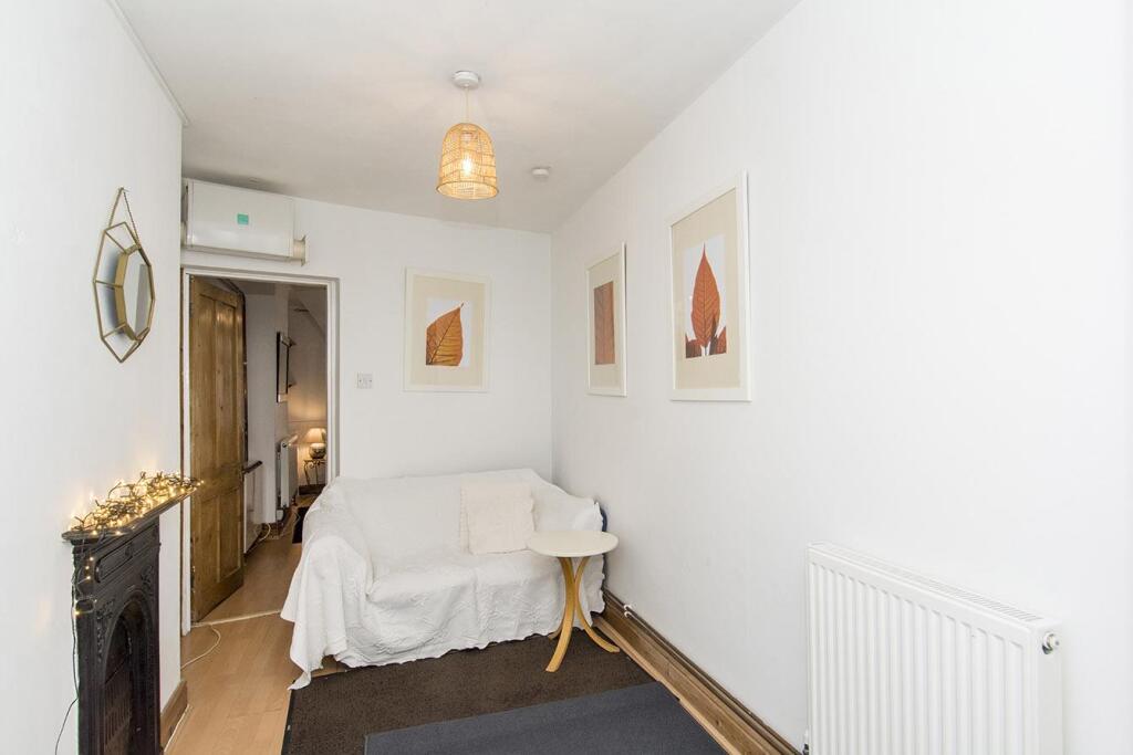 Apartment in Harborough, Leicestershire - More
