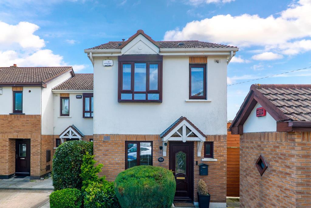 Main image of property: 51 Castle Court, Killiney Hill Road, Killiney, Co Dublin, A96R667