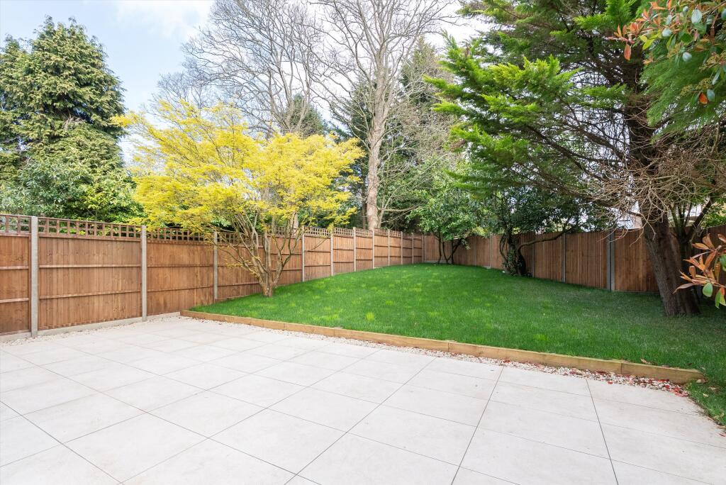 Heath Ridge Green, Cobham, Surrey, KT11 – pohled 6