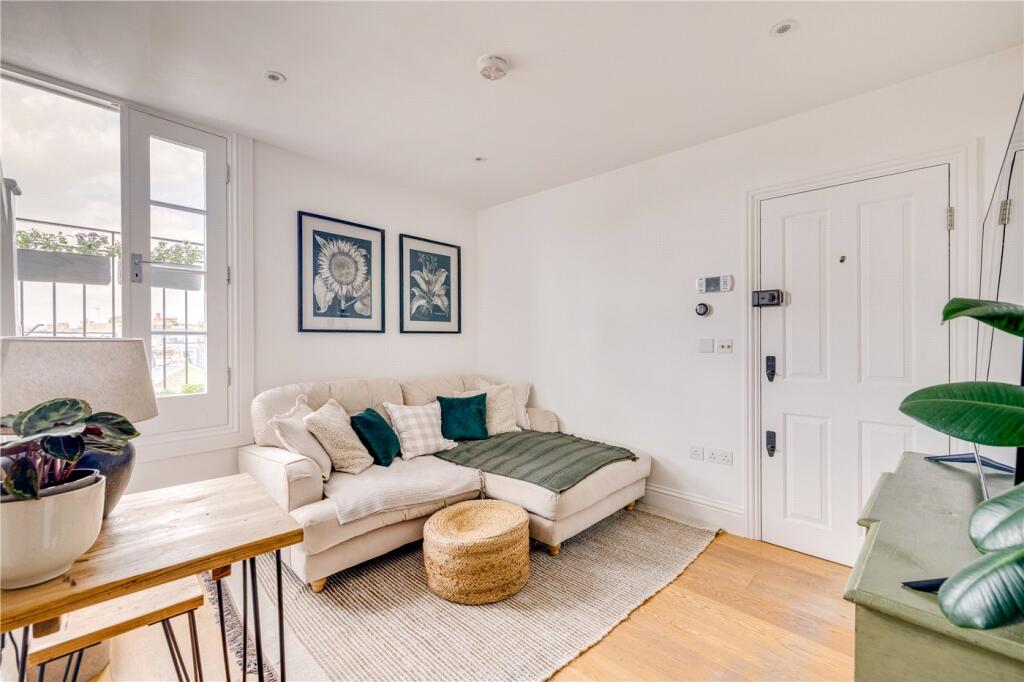 House in London - View 5