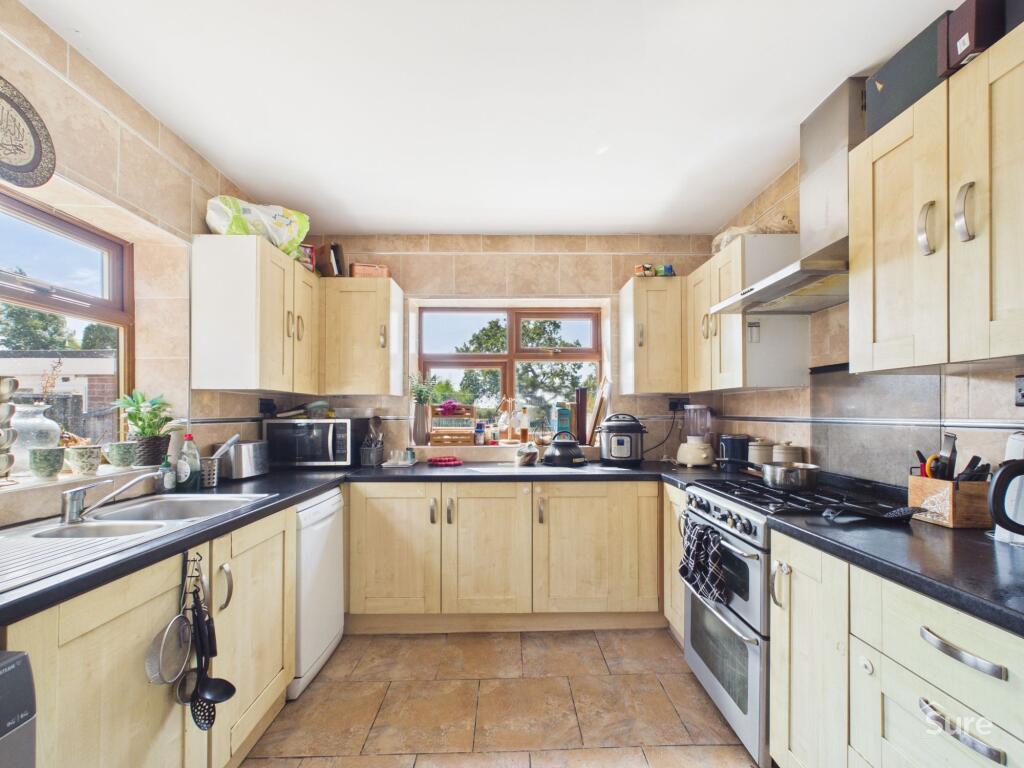 House in Burton-on-Trent, Branston - View 2