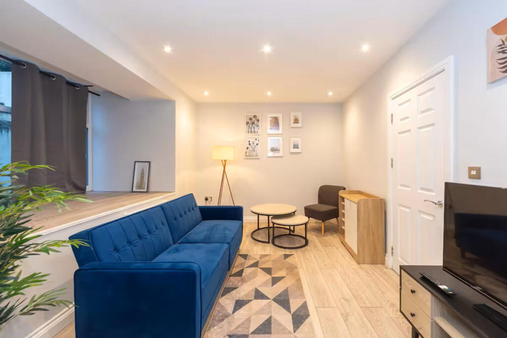 Main image of property: Foxberry Road, London, SE4 2SR