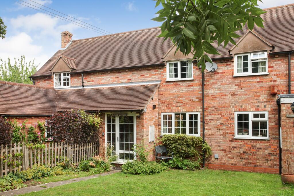 2-bed terraced on The Green, Stretton On Fosse, Moreton-in-Marsh, Gloucestershire. GL56 9SQ, £310,000