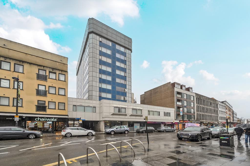 Main image of property: Skyline Apartment,  Slough, SL1, SL1