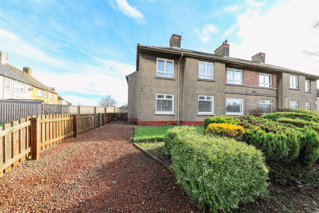 Main image of property: Lomond Gardens, Methil,