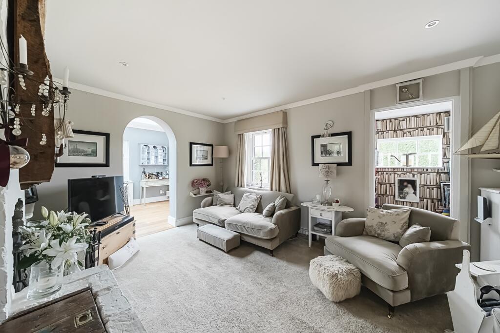 House in Dover, Worth - More
