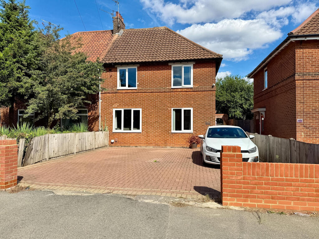 Main image of property: Nacton Road, Ipswich