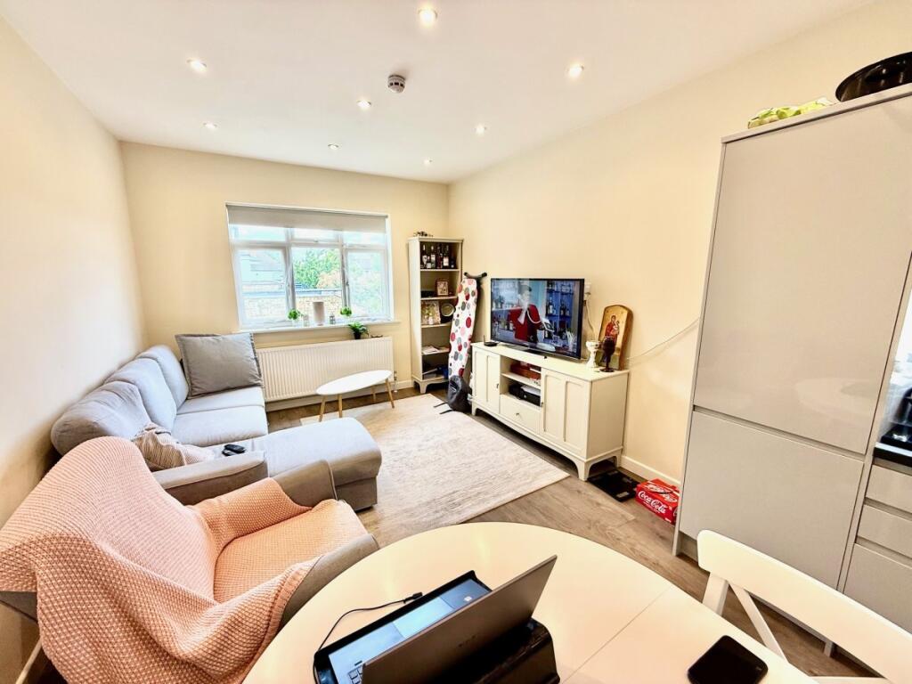 Apartment in London - View 4