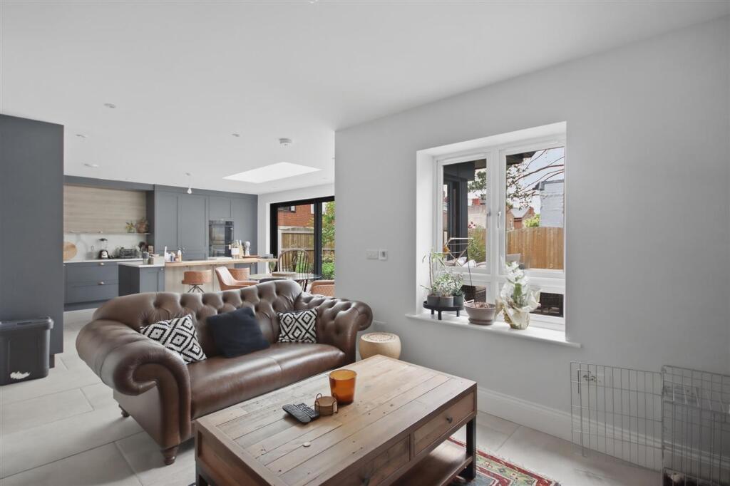 House in Sheffield - View 4