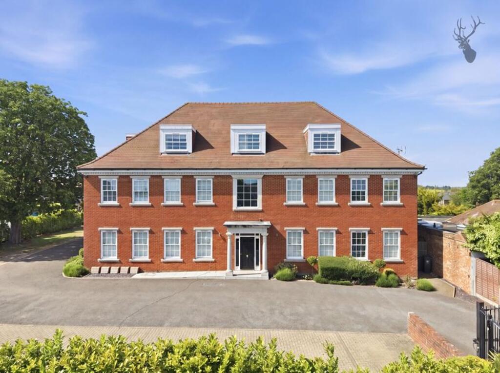Main image of property: Manor Road, Imperial Heights, IG7