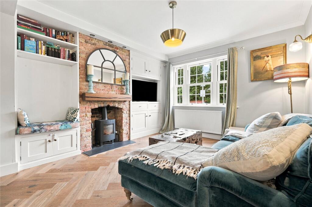 House in Bishop's Stortford, Hockerill - View 5