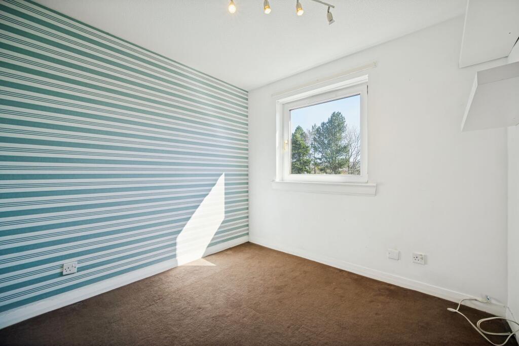 Craigievar Square, Edinburgh, EH12 - View 6