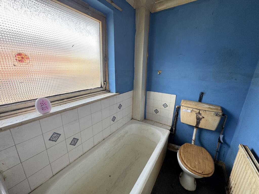 16 Broadfield Lane, Boston, Lincolnshire PE21 8DR photo 3