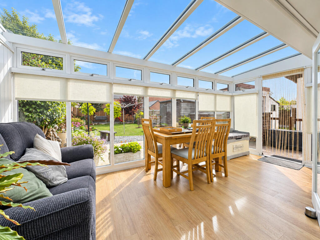 House in Southend-on-Sea - View 4