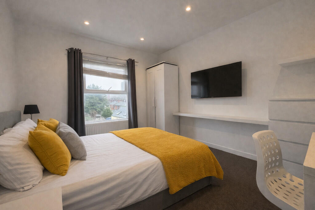 Main image of property: Bedford Road, Reading