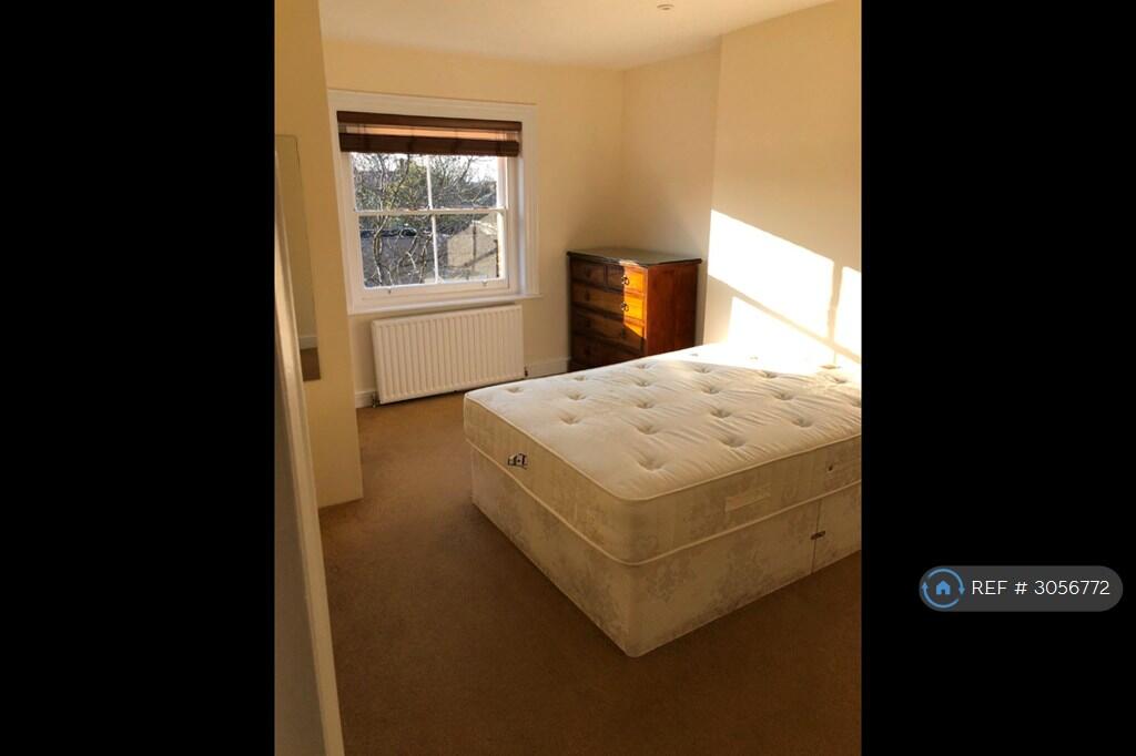Apartment in London, Stockwell Park, Stockwell - More