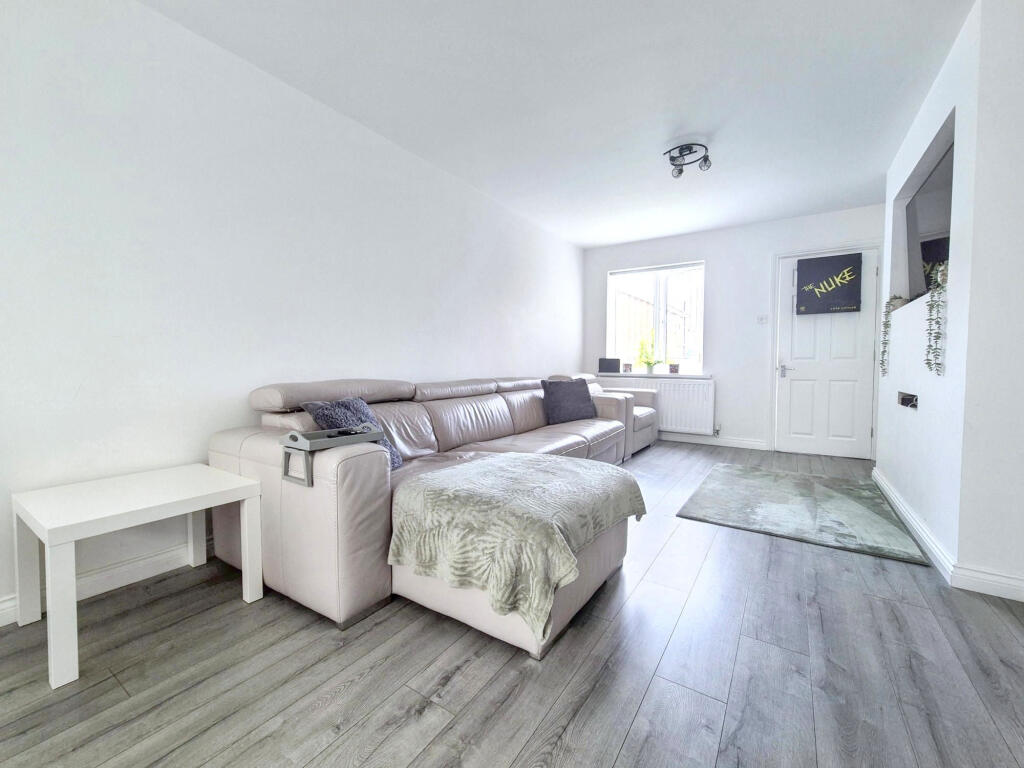 House in South Tyneside, Primrose - View 5