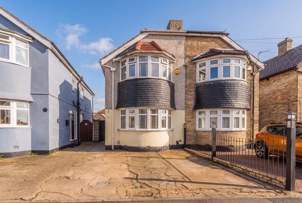 Main image of property: Brixham Road, Welling, Kent, DA16 1EJ