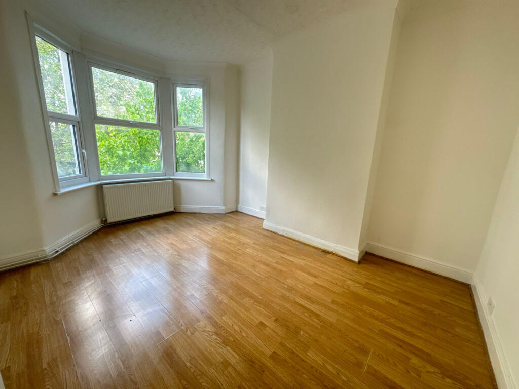Main image of property: 582 High Road Leyton, E10 6RL
