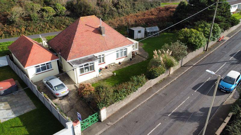 Main image of property: 39 Main Road, Ogmore-By-Sea, Vale of Glamorgan CF32 0PD