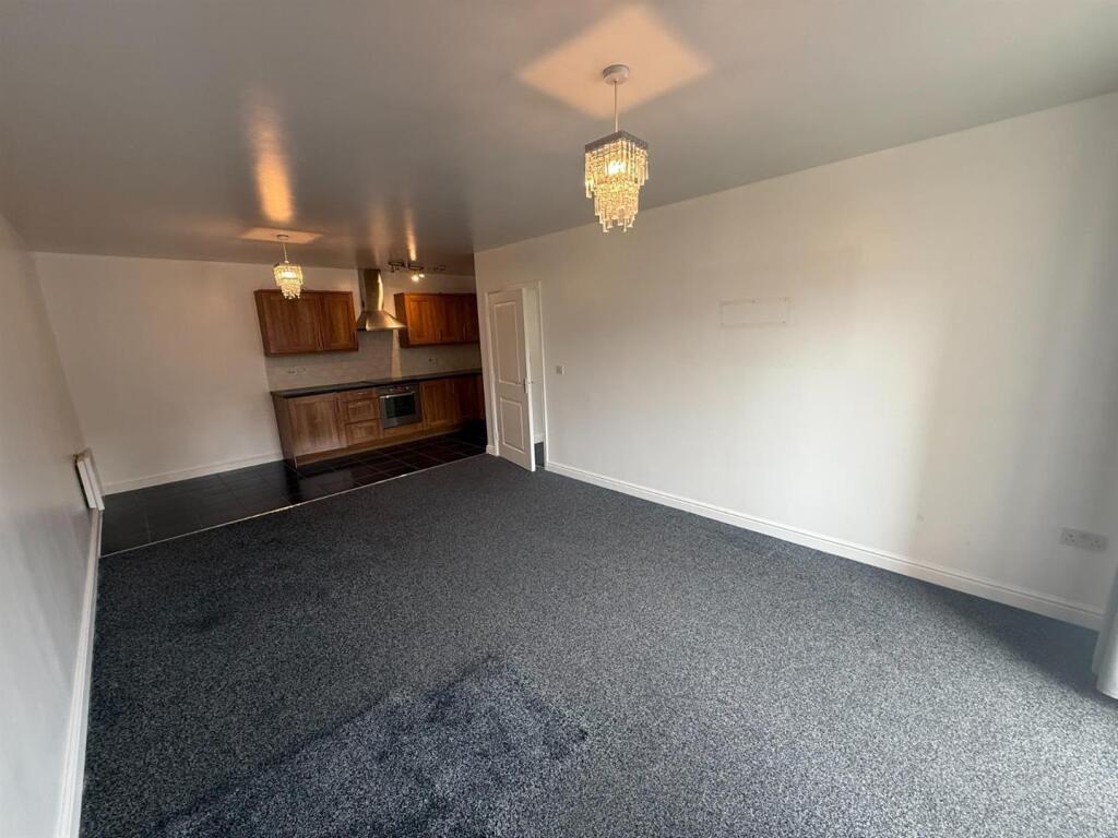Apartment in Boston - View 4