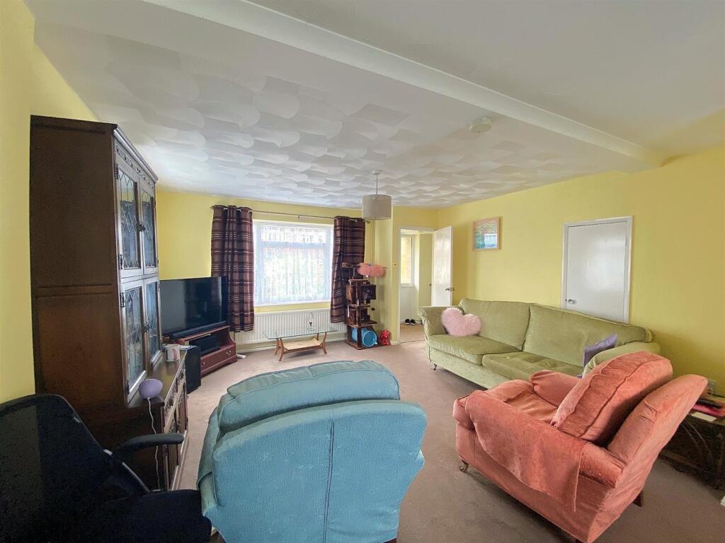 Gwyneth Grove, Bexhill-On-Sea photo 4