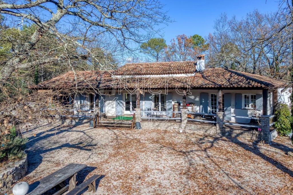 Main image of property: Provence-Alps-Cote d`Azur, Var, Tourrettes