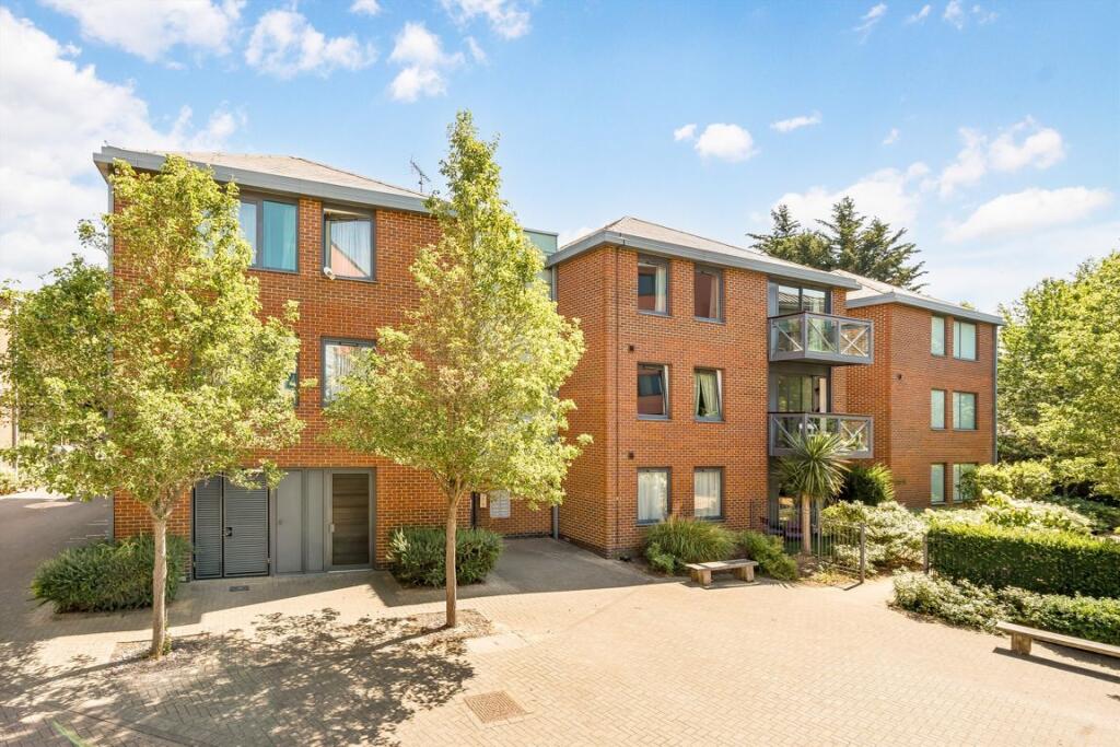 Main image of property: Union Lane, Isleworth