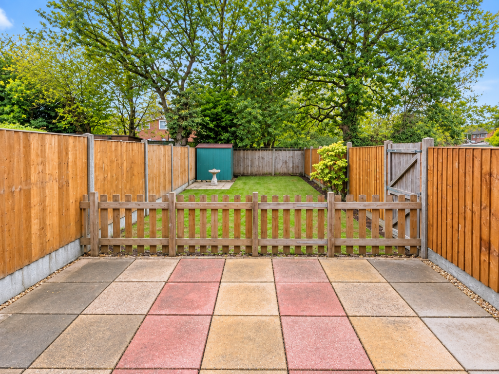 Pinewood Drive, Birmingham, B32 4LD photo 2