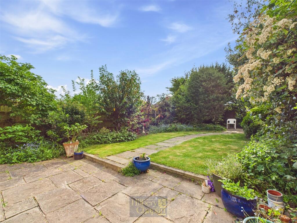House in Brentwood, Blackmore, Hook End and Wyatts Green - View 5