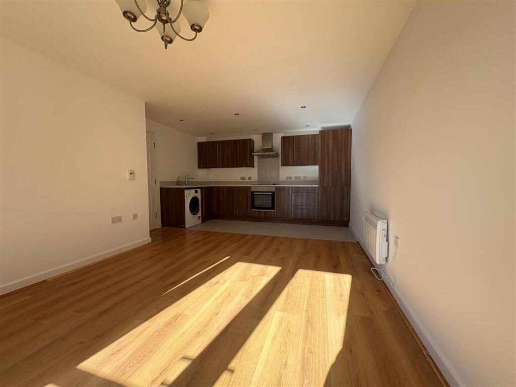 Apartment in York - View 3