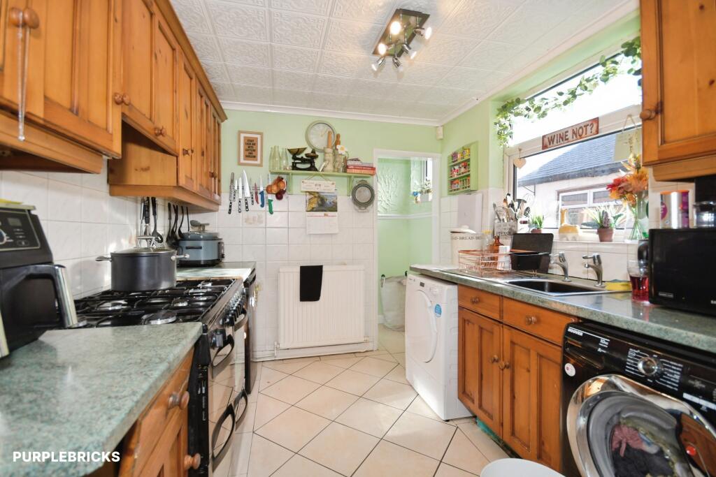 House in Heanor, Loscoe Grange - View 4