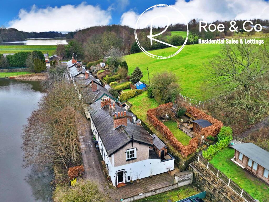 Main image of property: Lakeside Cottages, Standish, WN1
