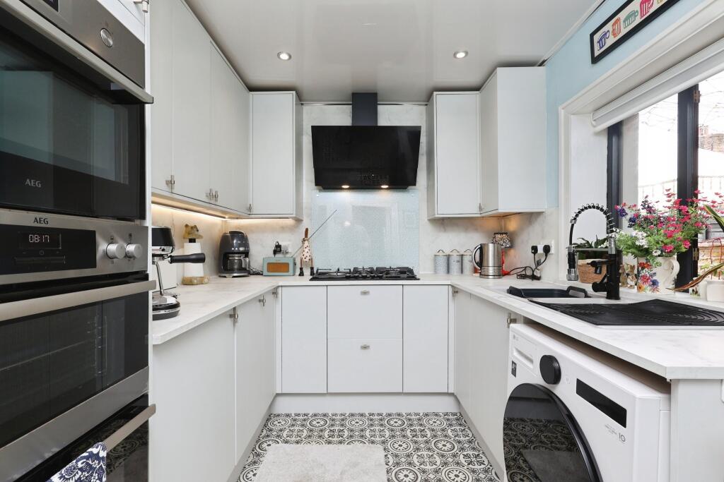 House in Pendle, Barnoldswick - View 2