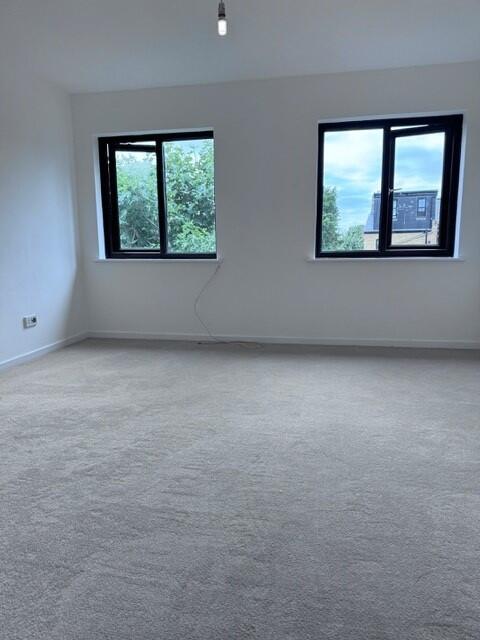 Apartment in London - View 2
