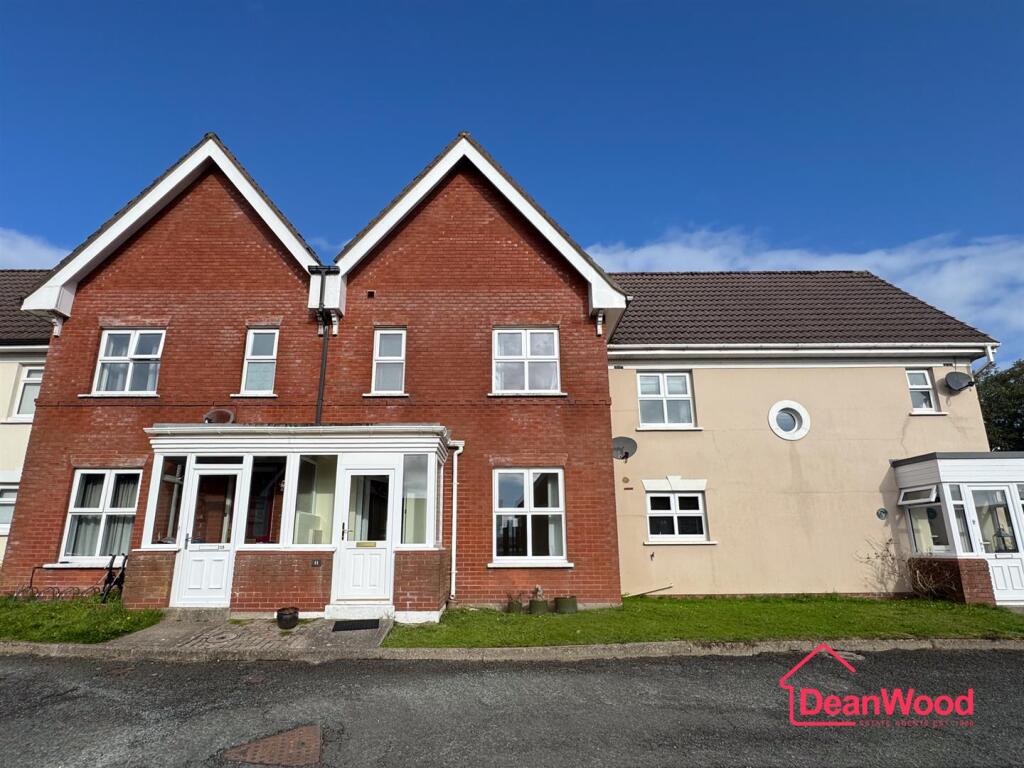 Main image of property: 11 Berry Woods Avenue, Governors Hill, Douglas