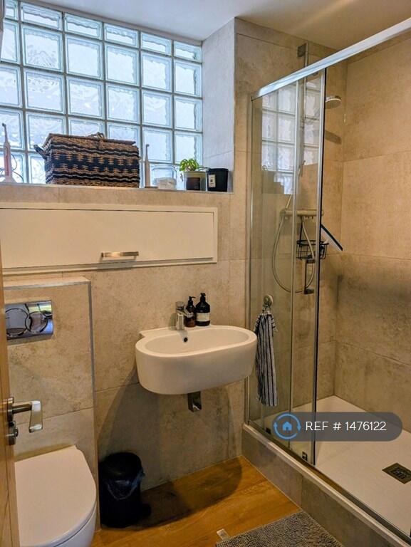 Apartment in London, City of Westminster - View 3