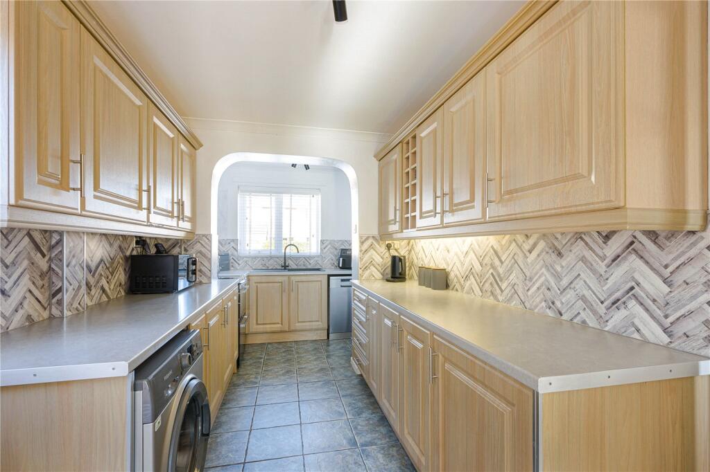House in Nottingham - View 2