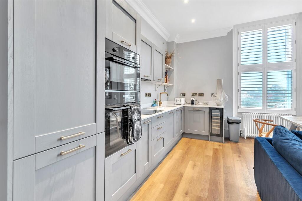 Apartment in York - View 5